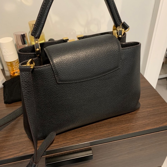 Louis Vuitton Capucines in Black - Picture 4 of 5